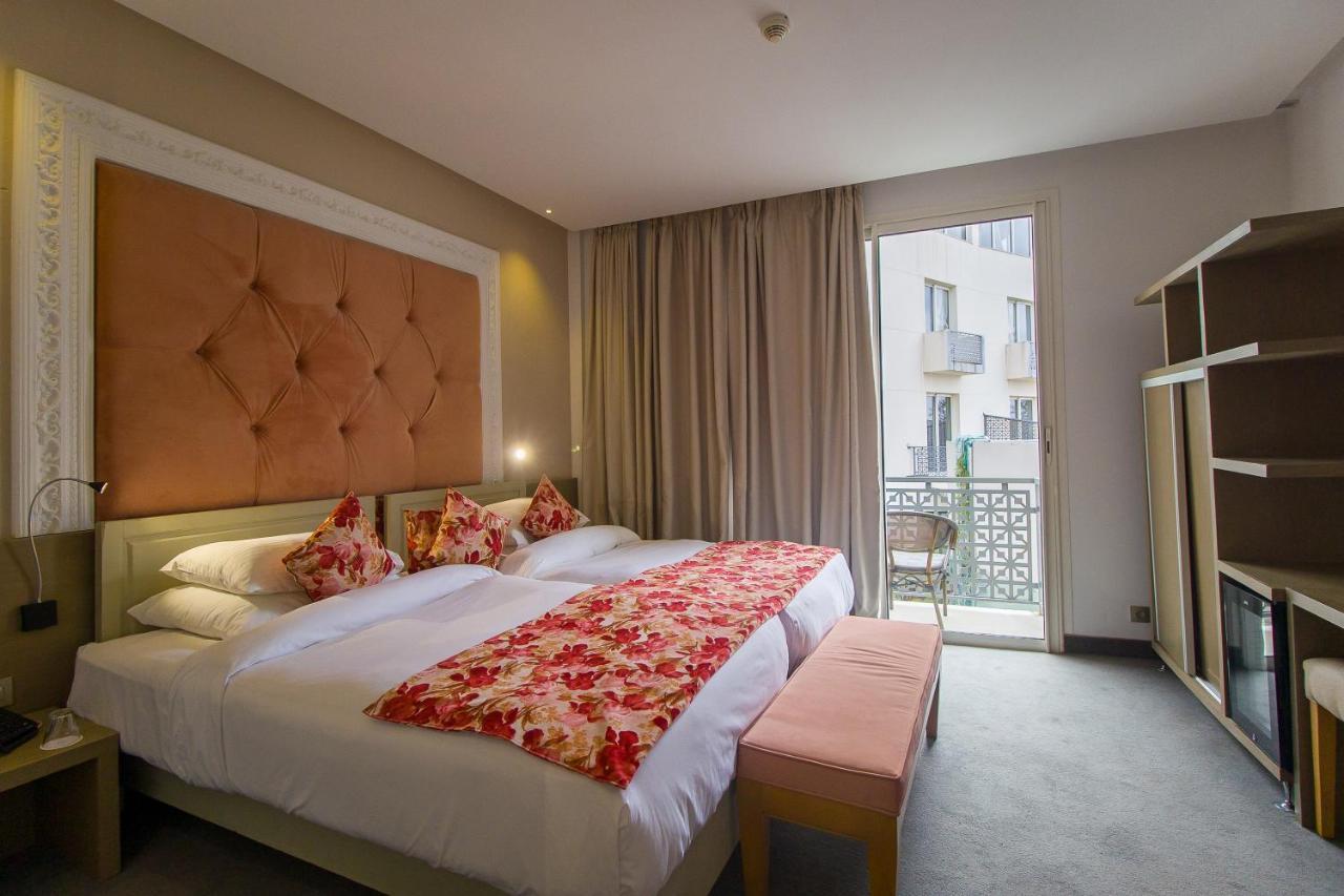 Mandarin Palace Hotel & Spa Tangier Exterior photo A room at the hotel